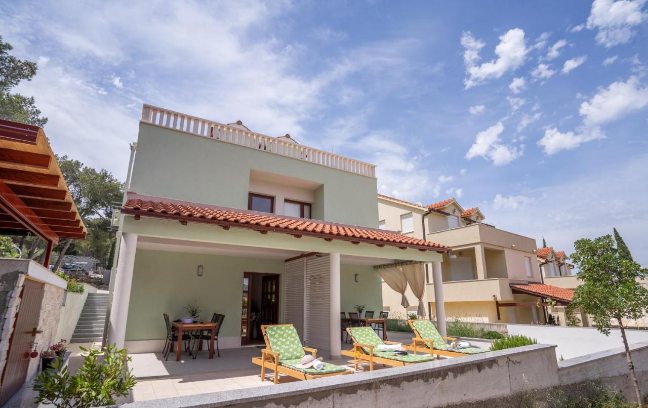Villa Kalinic Milna  Ngoại thất bức ảnh